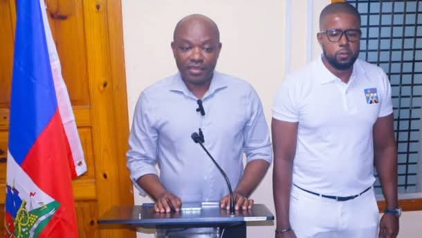 Incendie au camp de l’École Nationale de Colombie : les autorités mobilisées pour venir en aide aux victimes